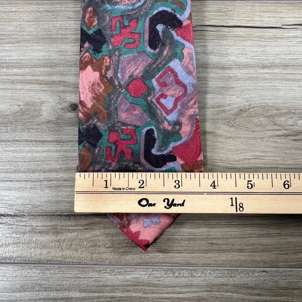 Vintage Bugle Boy USA Mens Abstract Geometric Polyester Necktie Pink Teal 90s
